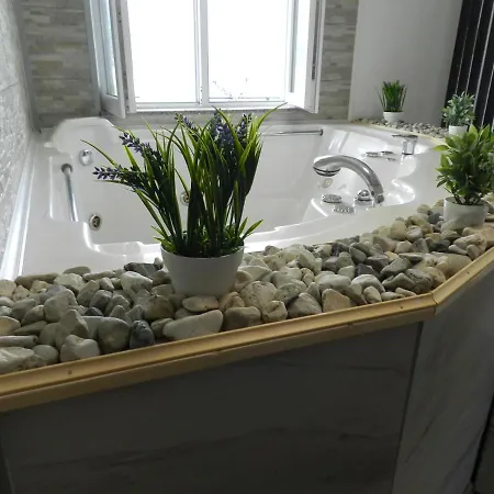 Apartment Studio Jacuzzi Royal Town
